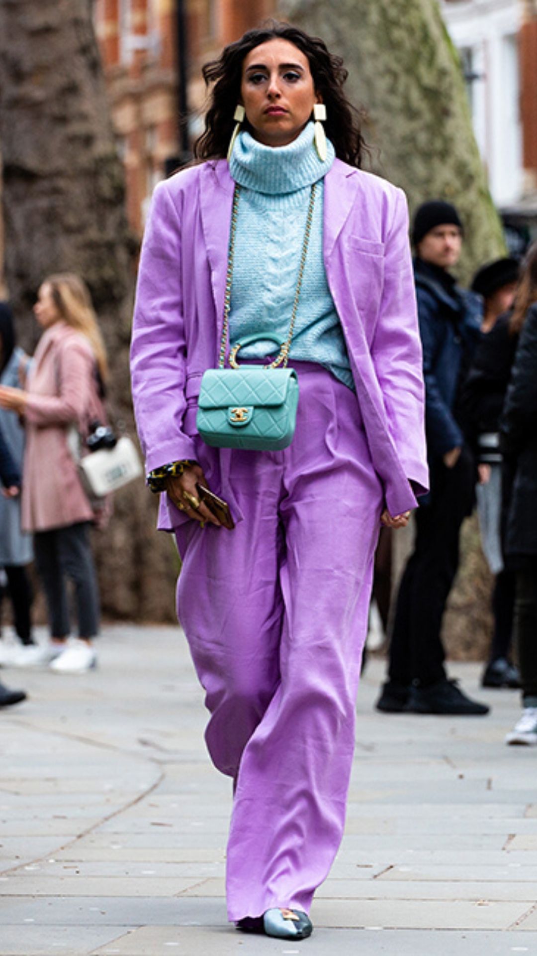 12 Impossibly Stylish Winter Street Style Looks From LFW | Harper's ...