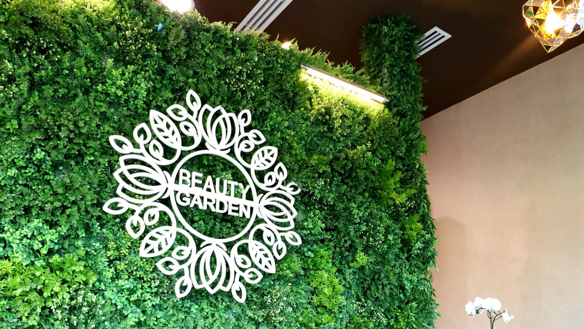 Beauty Garden Salon In Jlt Is Making All Of Our Fairytale Dreams Come True Harper S Bazaar Arabia