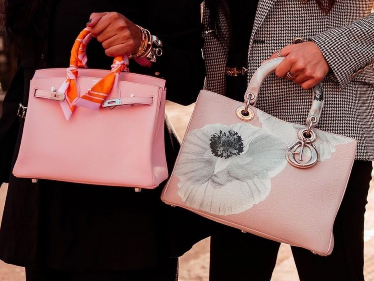 High Fashion Handbags- The Ladybag International Book
