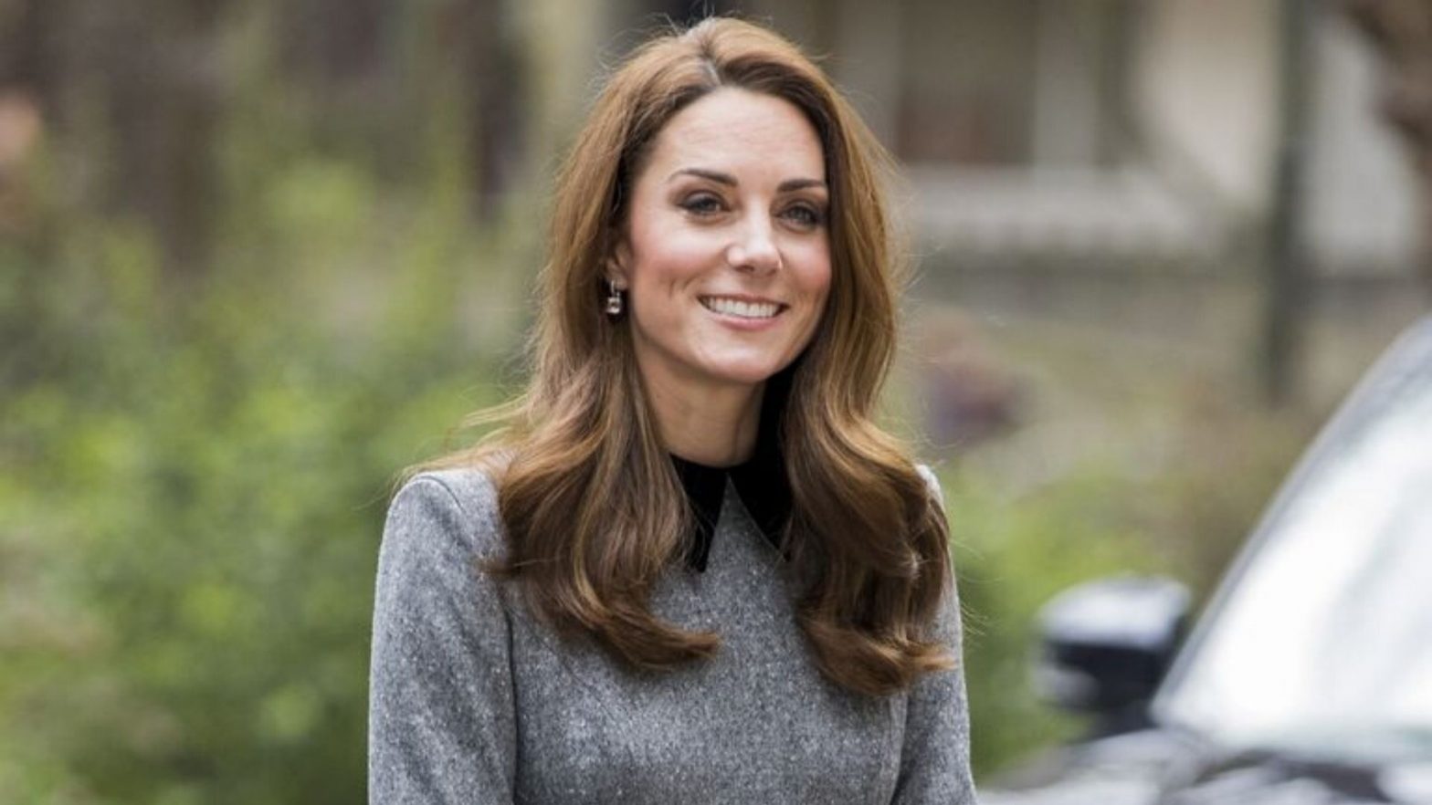 Kate Middleton Just Stepped Out In The Chicest Tweed Skirt Suit ...