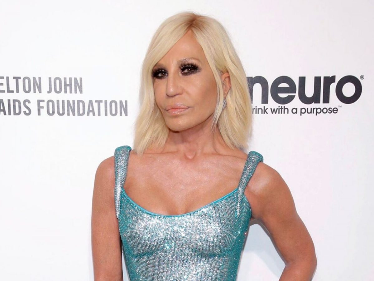 Donatella Versace Joins The Fight Against Coronavirus With A 200,000