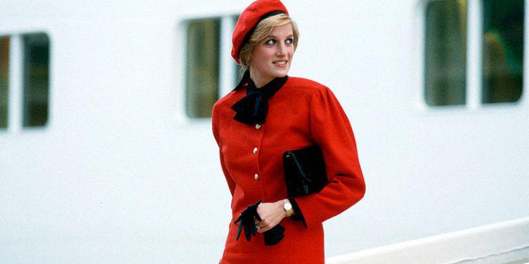 Off-White Nailed the 'Princess Diana Off-Duty' Aesthetic for Spring 2018 -  Fashionista