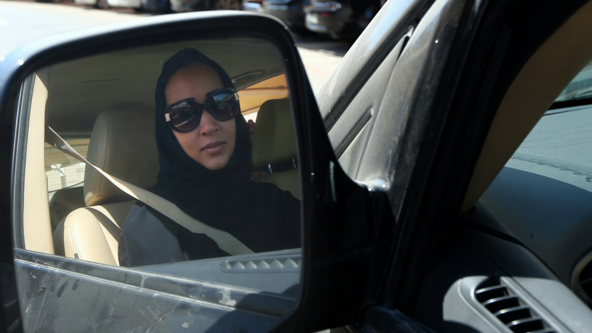 Saudi Arabia Lifts Driving Ban On Women And The Internet Reacts With Joy Harpers Bazaar Arabia