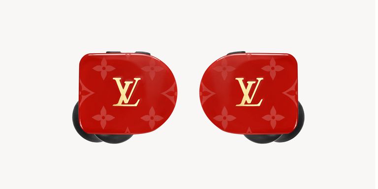 Louis Vuitton wants you to pay them $700 for putting their logo on in-ear wireless  headphones - 9to5Mac