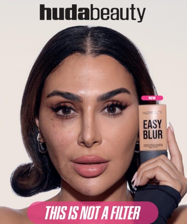 Easy Blur Huda Beauty