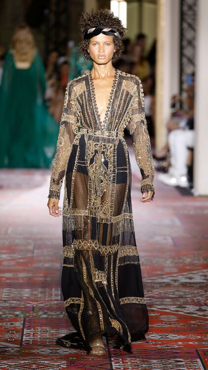 Zuhair Murad Haute Couture Autumn/Winter 2019 | Harper's BAZAAR Arabia