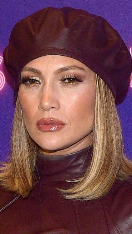 Jennifer Lopez S New Long Bob Is Perfect For Autumn