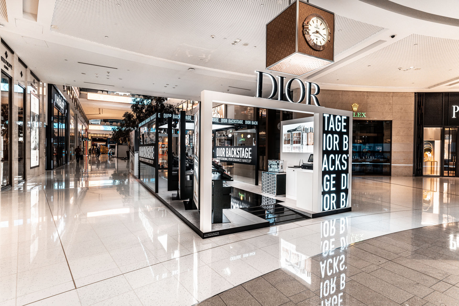 Dior Launch Two Exclusive PopUps in Dubai  MOJEH