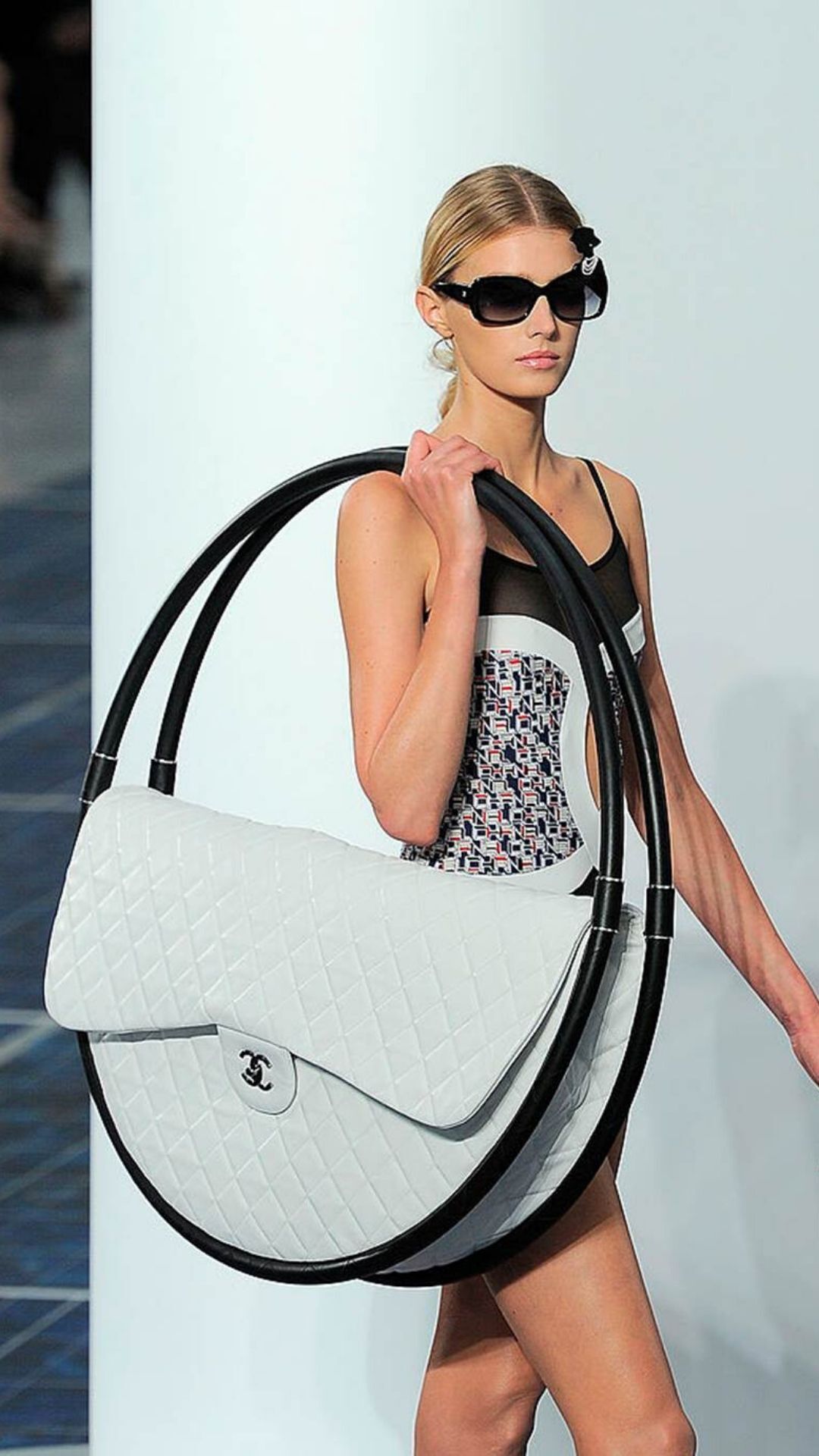 10 Of The Largest Handbags In Fashion History