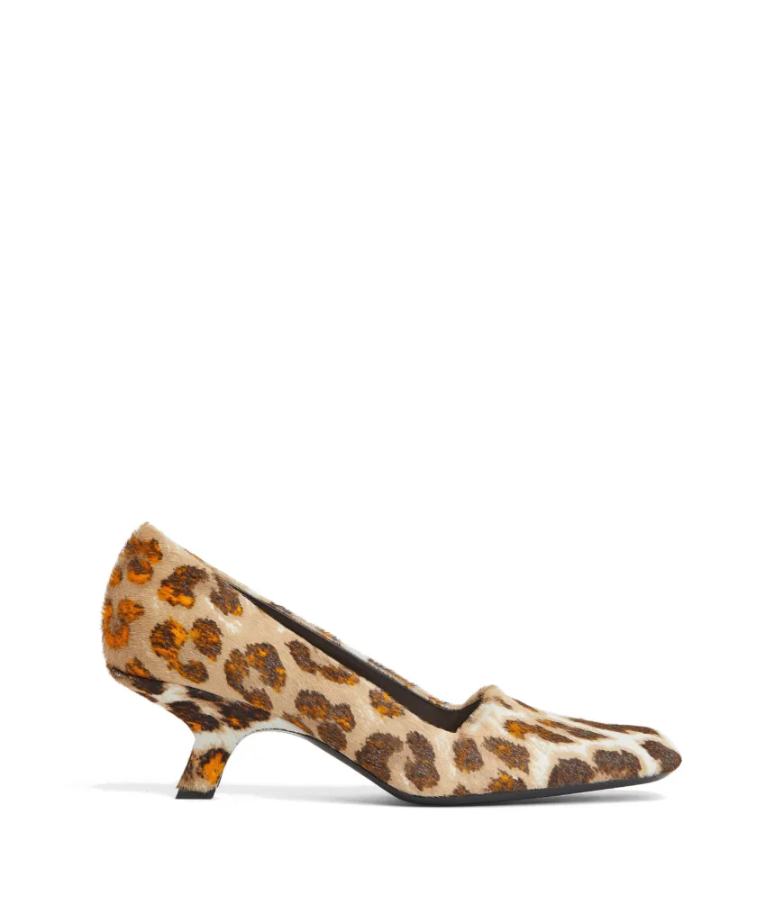 Shoes, Dhs5,550, Bottega Veneta