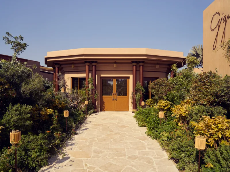 restaurant entrance outdoors