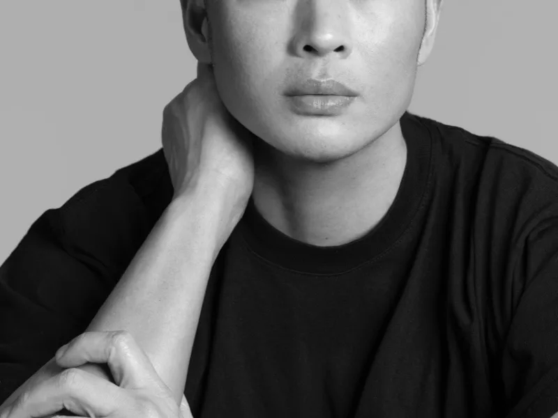 Hung Vanngo make-up artist