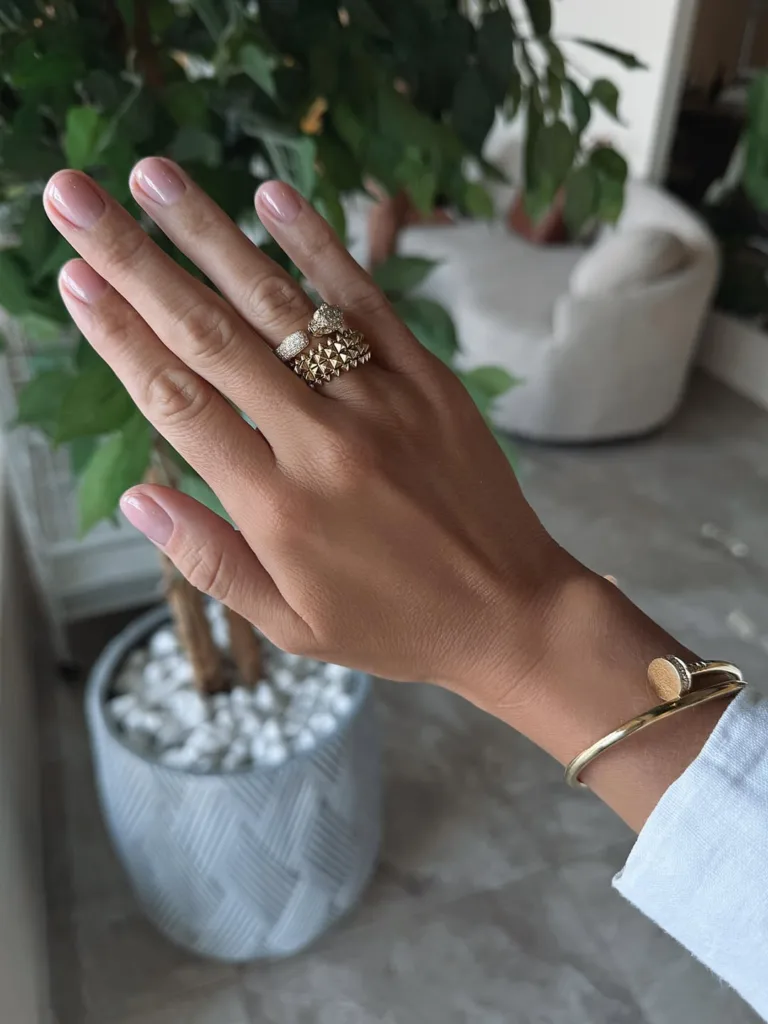Nude detox nail trend