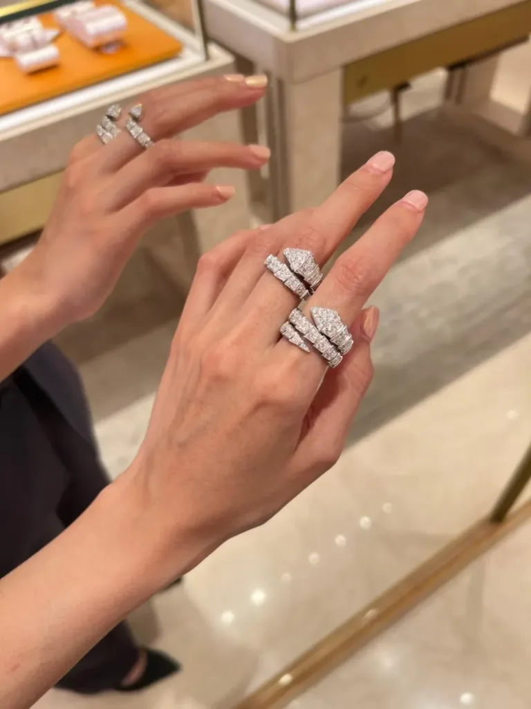 bvlgari serpentti ring