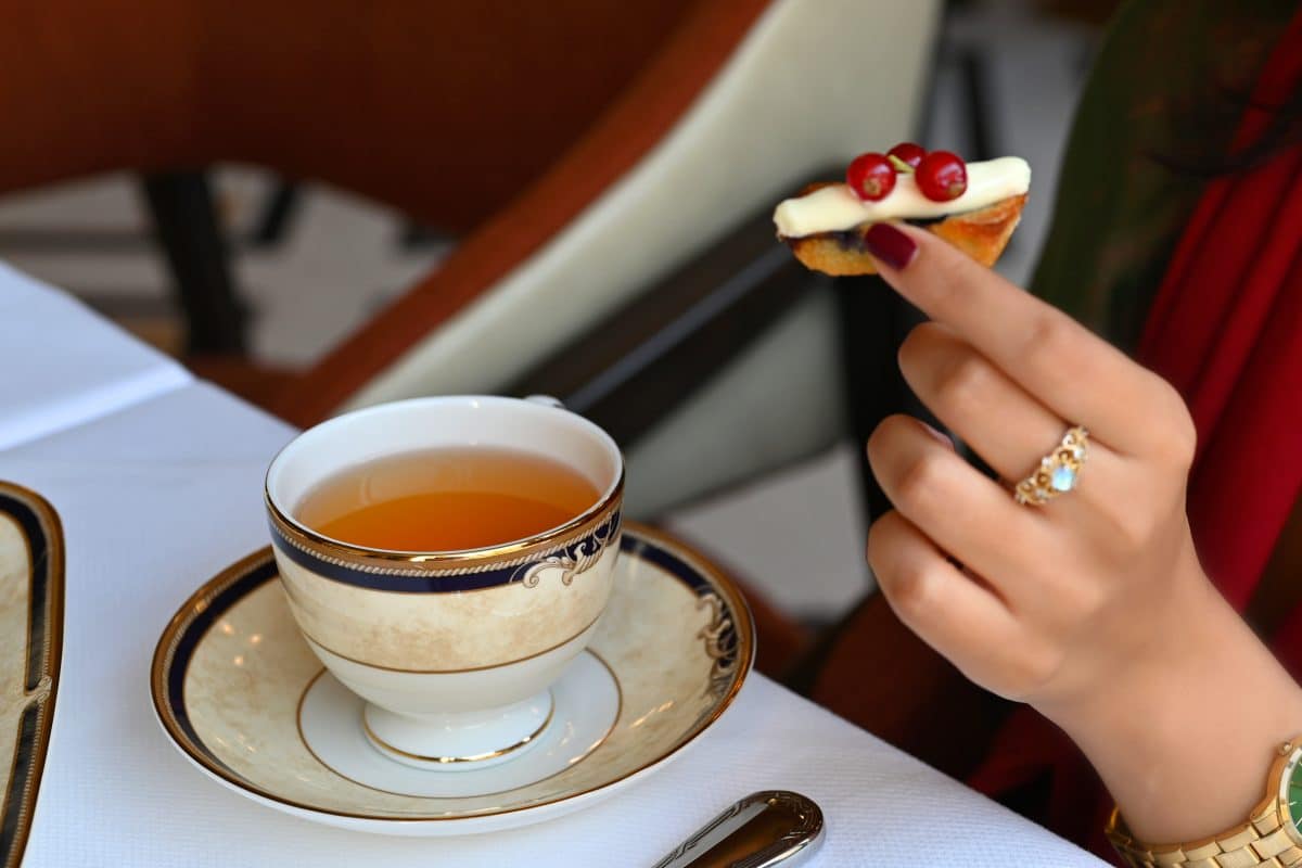 mansard riyadh l'ami dave afternoon tea experience
