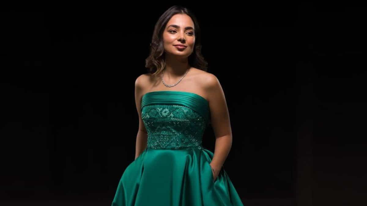 Reema Dahbour Palestinian fashion designer embroidery